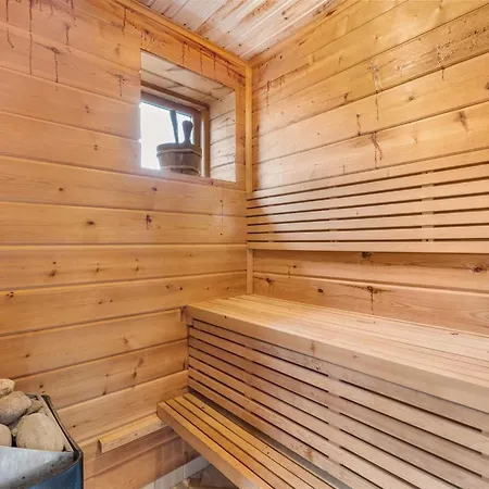 Holiday home Romy - 450m From The Sea By Interhome