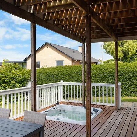 Holiday home Romy - 450m From The Sea By Interhome Bagenkop