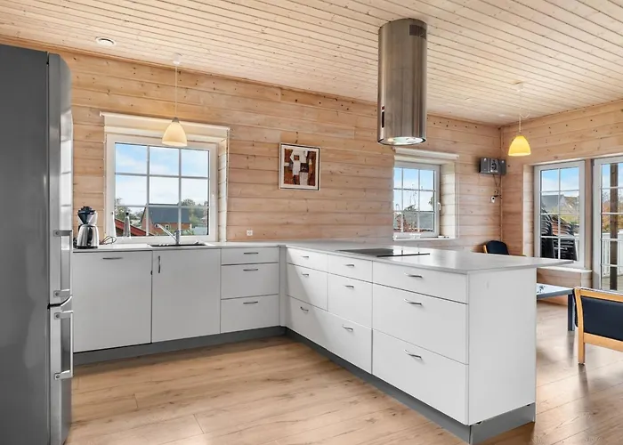 Romy - 450m From The Sea By Interhome